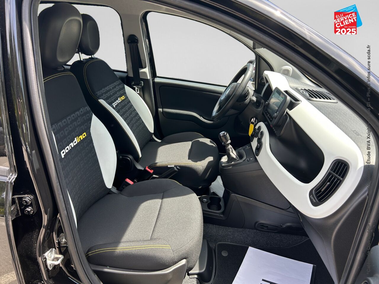 Véhicule d'occasion FIAT PANDA CLASSIC 1.0 70CH BSG SS PANDINA chez Nissan Colmar