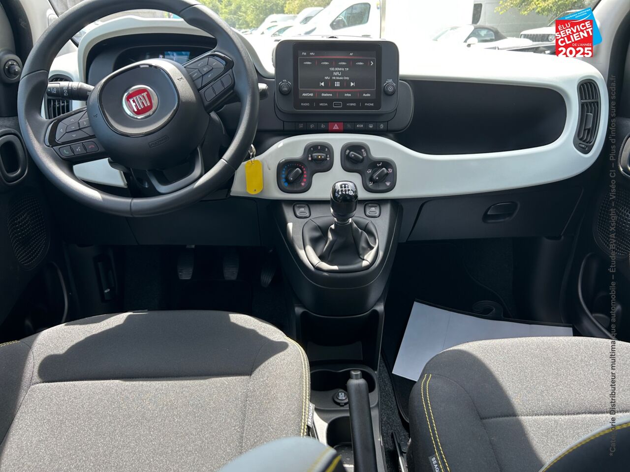 Véhicule d'occasion FIAT PANDA CLASSIC 1.0 70CH BSG SS PANDINA chez Nissan Colmar