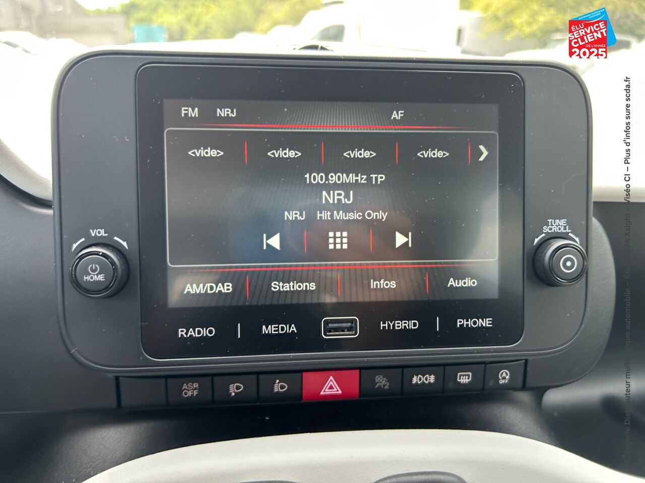 Véhicule d'occasion FIAT PANDA CLASSIC 1.0 70CH BSG SS PANDINA chez Nissan Colmar