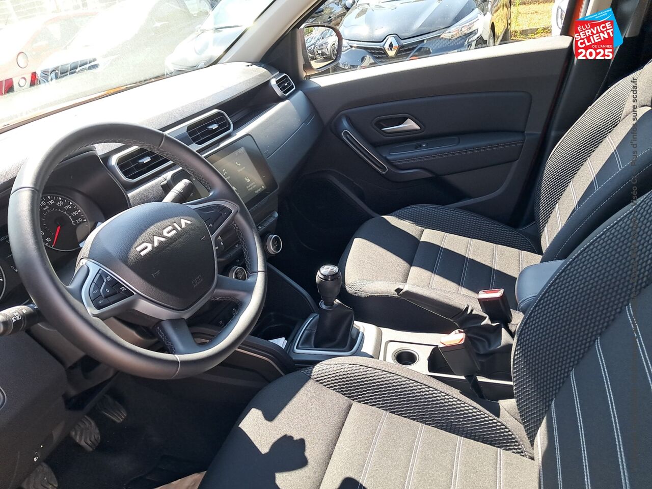 Véhicule d'occasion DACIA DUSTER 1.5 BLUE DCI 115CH JOURNEY 4X2 chez Renault Colmar