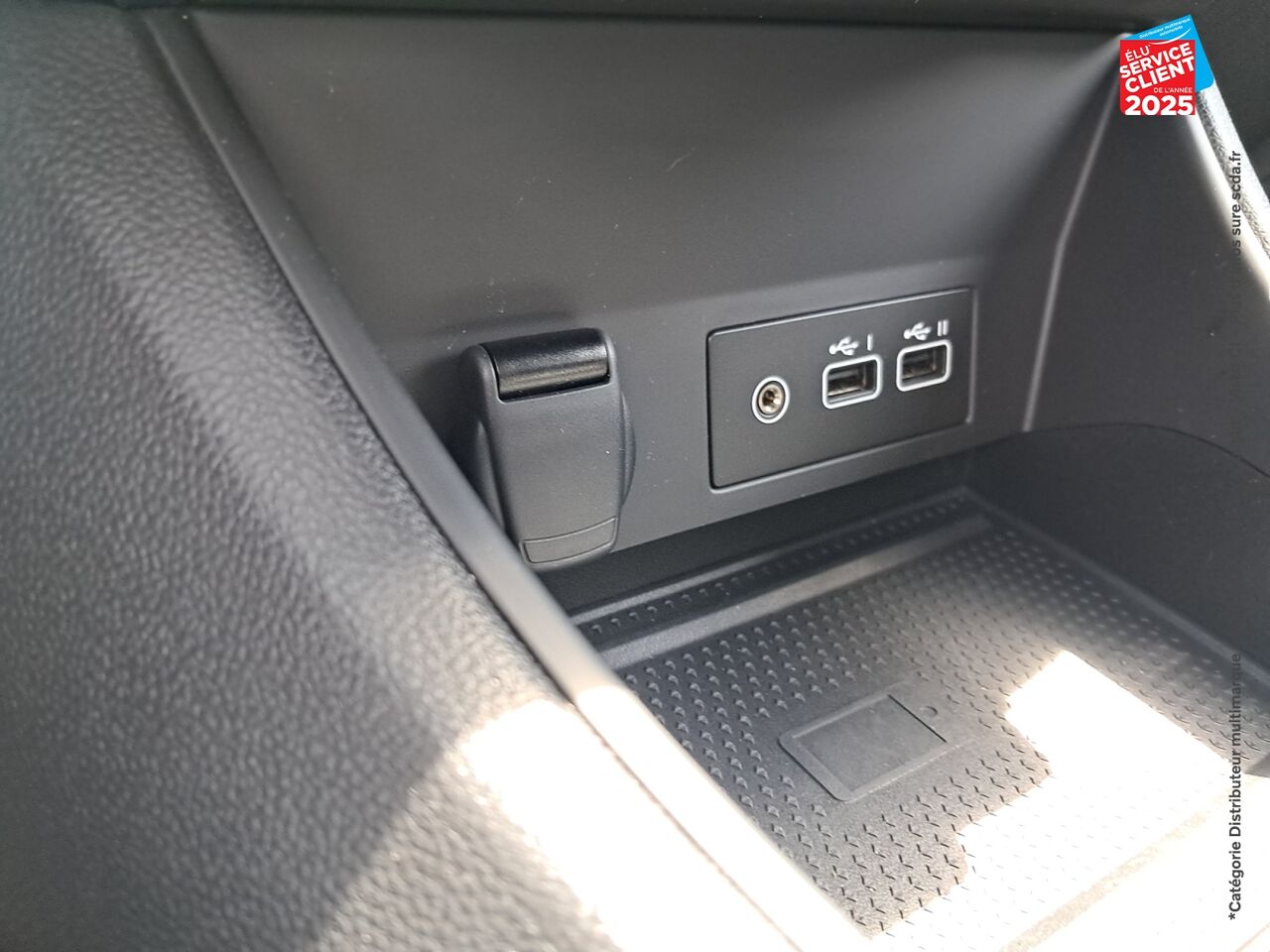 Véhicule d'occasion RENAULT CAPTUR 1.0 TCE 90CH TECHNO GPS CAMERA chez Hyundai Epernay