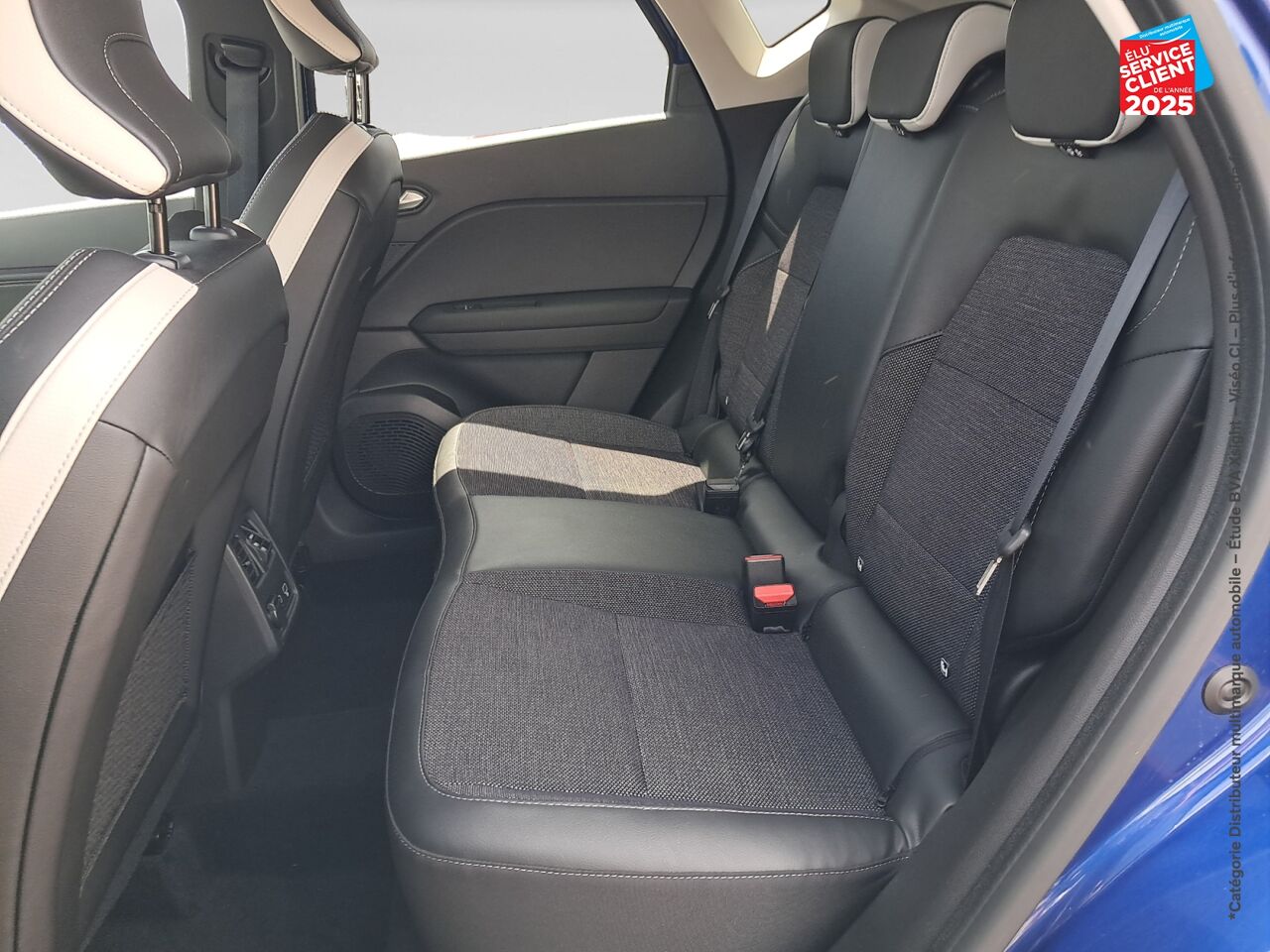Véhicule d'occasion RENAULT CAPTUR 1.0 TCE 90CH TECHNO GPS CAMERA chez Hyundai Epernay