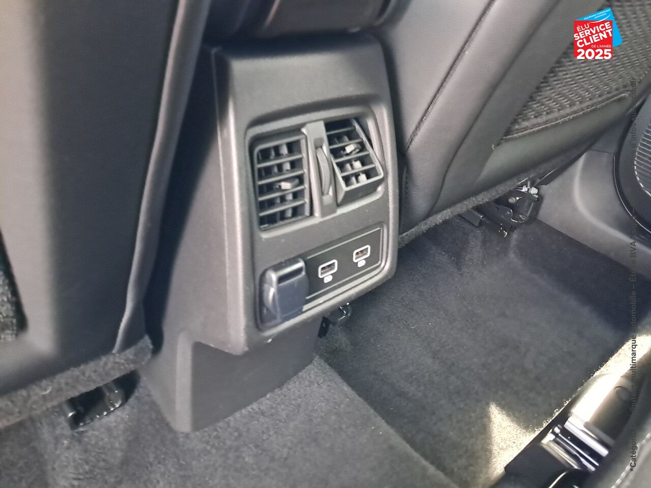 Véhicule d'occasion RENAULT CAPTUR 1.0 TCE 90CH TECHNO GPS CAMERA chez Hyundai Epernay