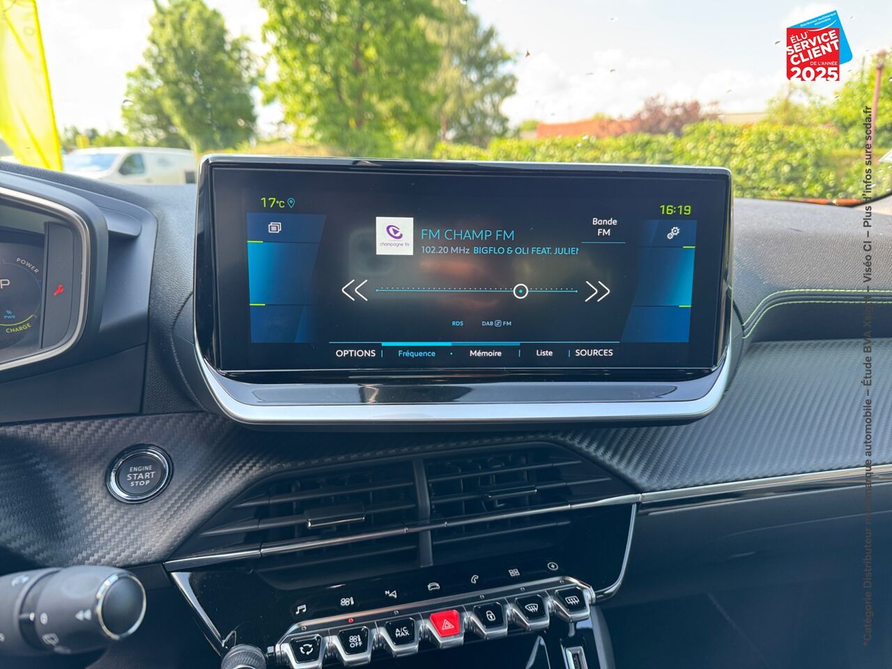Véhicule d'occasion PEUGEOT 2008 E-136CH GT chez Toyota Forbach