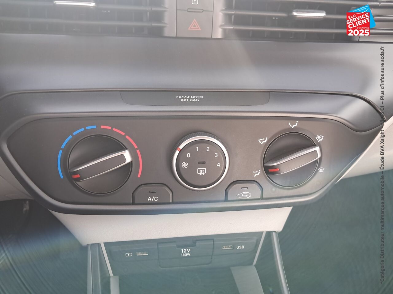 Véhicule d'occasion HYUNDAI I20 1.2 84CH INTUITIVE CAMERA CARPLAY chez Hyundai Epernay