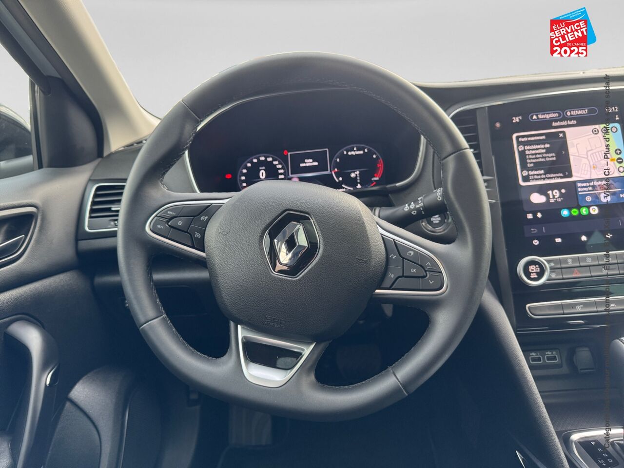Véhicule d'occasion RENAULT MEGANE ESTATE 1.3 TCE 140CH TECHNO EDC -23 chez Renault Colmar