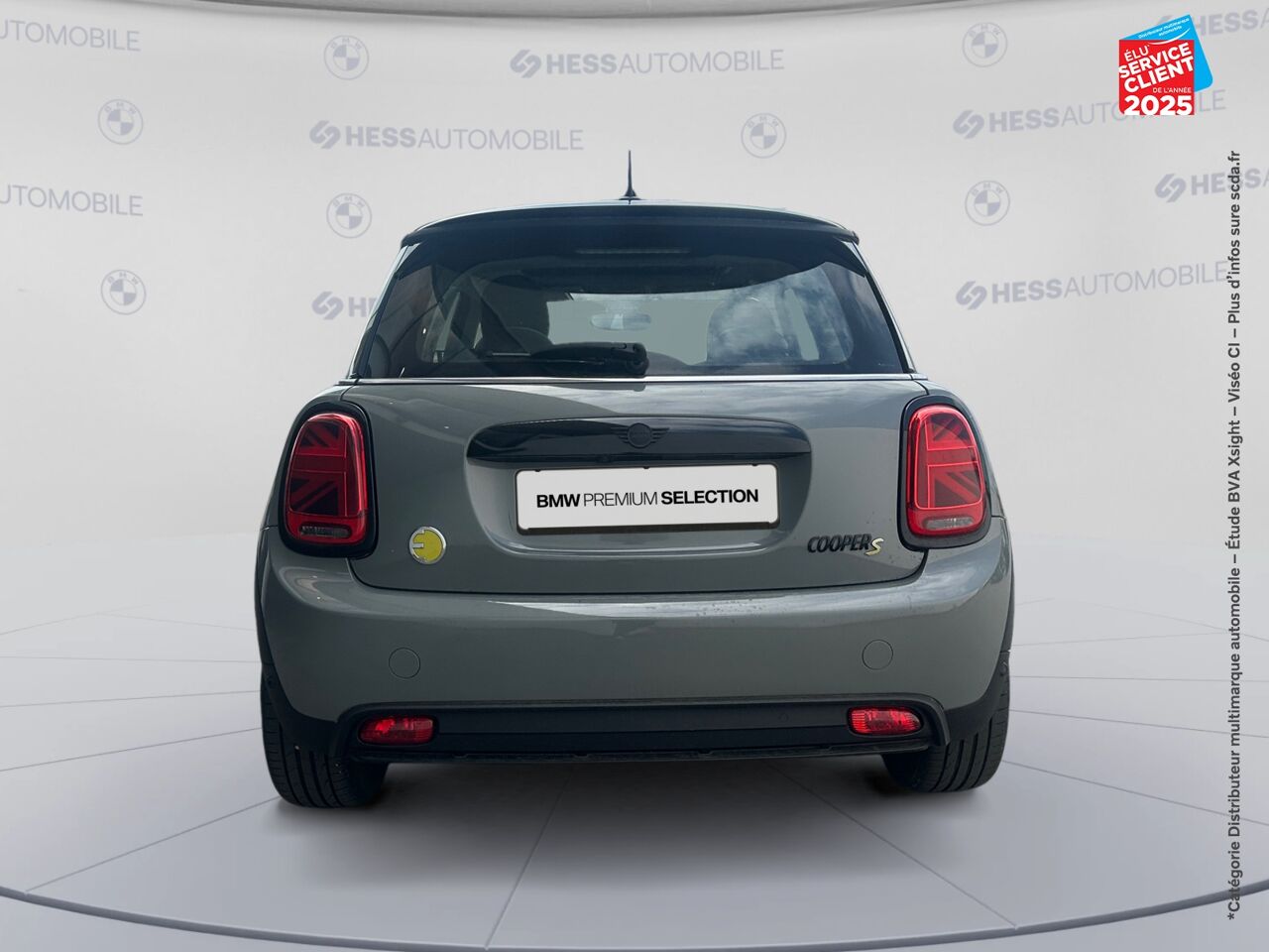 Véhicule d'occasion MINI MINI COOPER SE 184CH EDITION CAMDEN BVA 5CV chez Toyota Bar le Duc