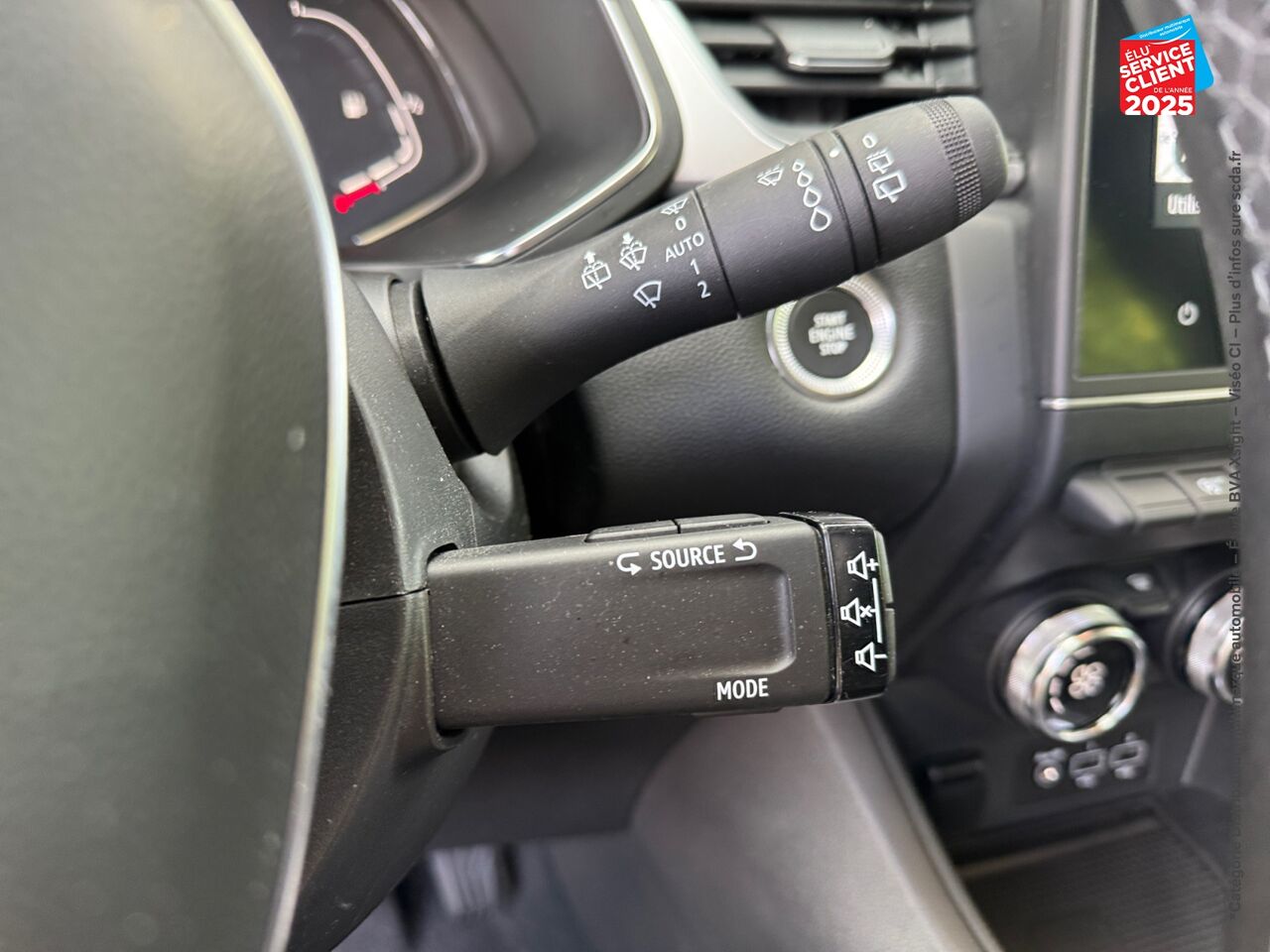 Véhicule d'occasion RENAULT CAPTUR 1.3 TCE 140CH FAP INTENS EDC -21 GPS CAMERA chez Renault Sélestat