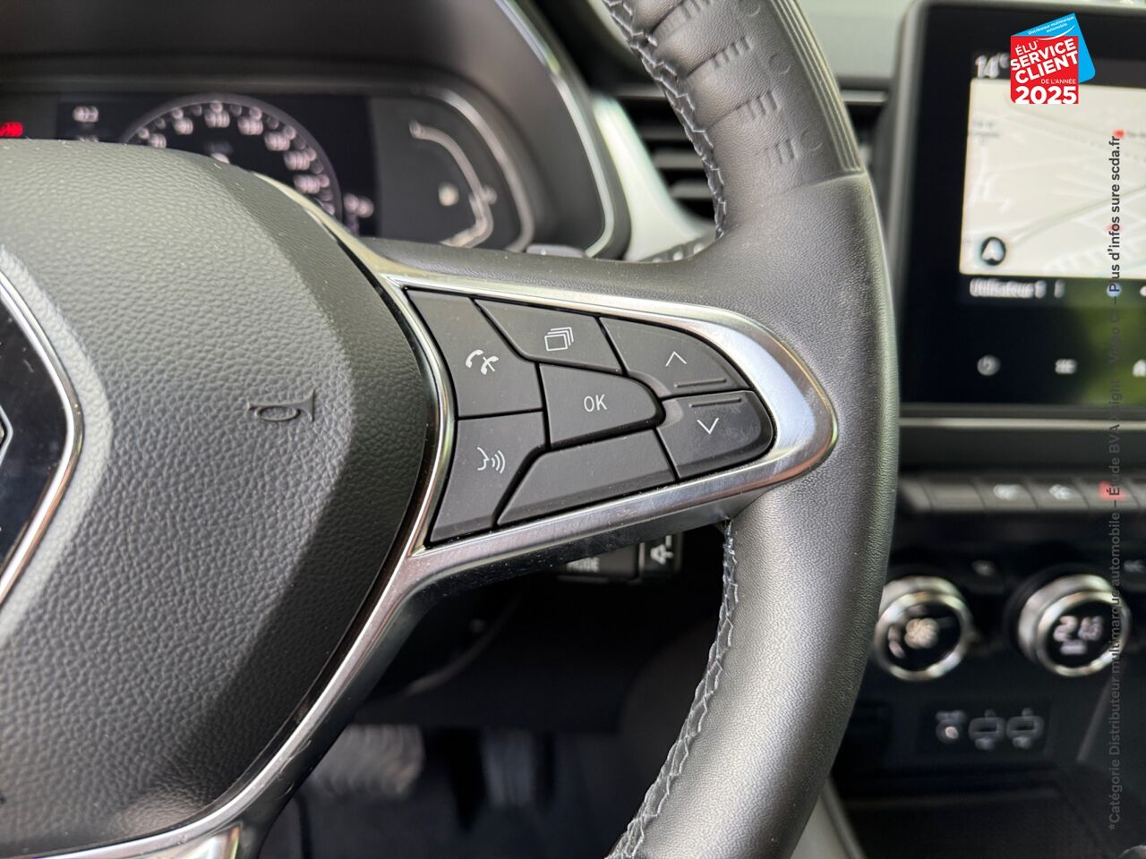 Véhicule d'occasion RENAULT CAPTUR 1.3 TCE 140CH FAP INTENS EDC -21 GPS CAMERA chez Renault Sélestat