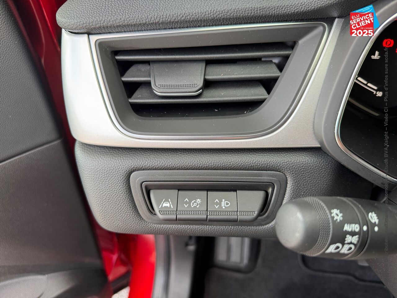 Véhicule d'occasion RENAULT CAPTUR 1.3 TCE 140CH FAP INTENS EDC -21 GPS CAMERA chez Renault Sélestat