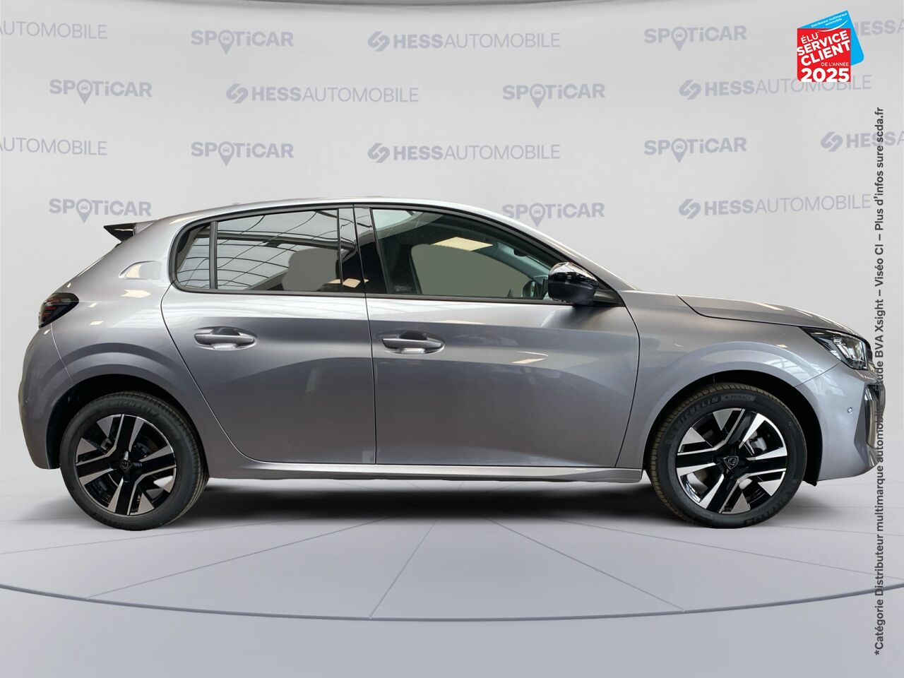 chez Peugeot Reims
