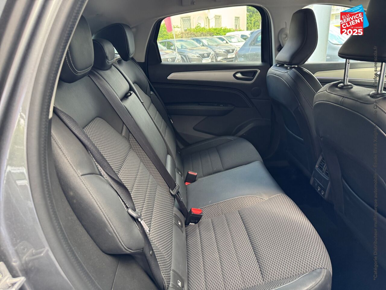 Véhicule d'occasion RENAULT ARKANA 1.3 TCE MILD HYBRID 140CH TECHNO EDC -22 GPS chez Fiat Mulhouse