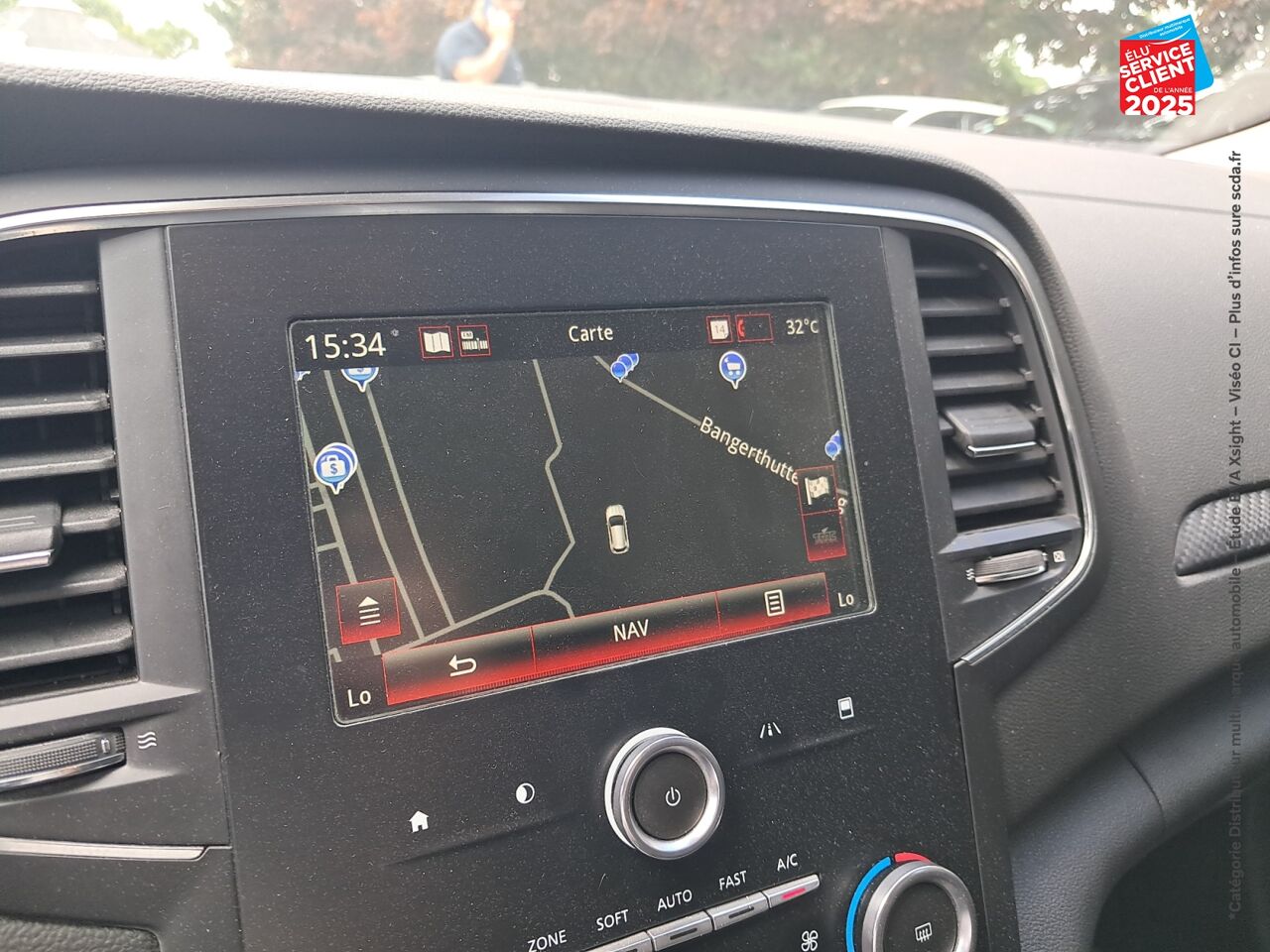 Véhicule d'occasion RENAULT MEGANE 1.5 DCI 110CH ENERGY BUSINESS ECO GPS RADAR AV/AR chez Renault Saint-Louis