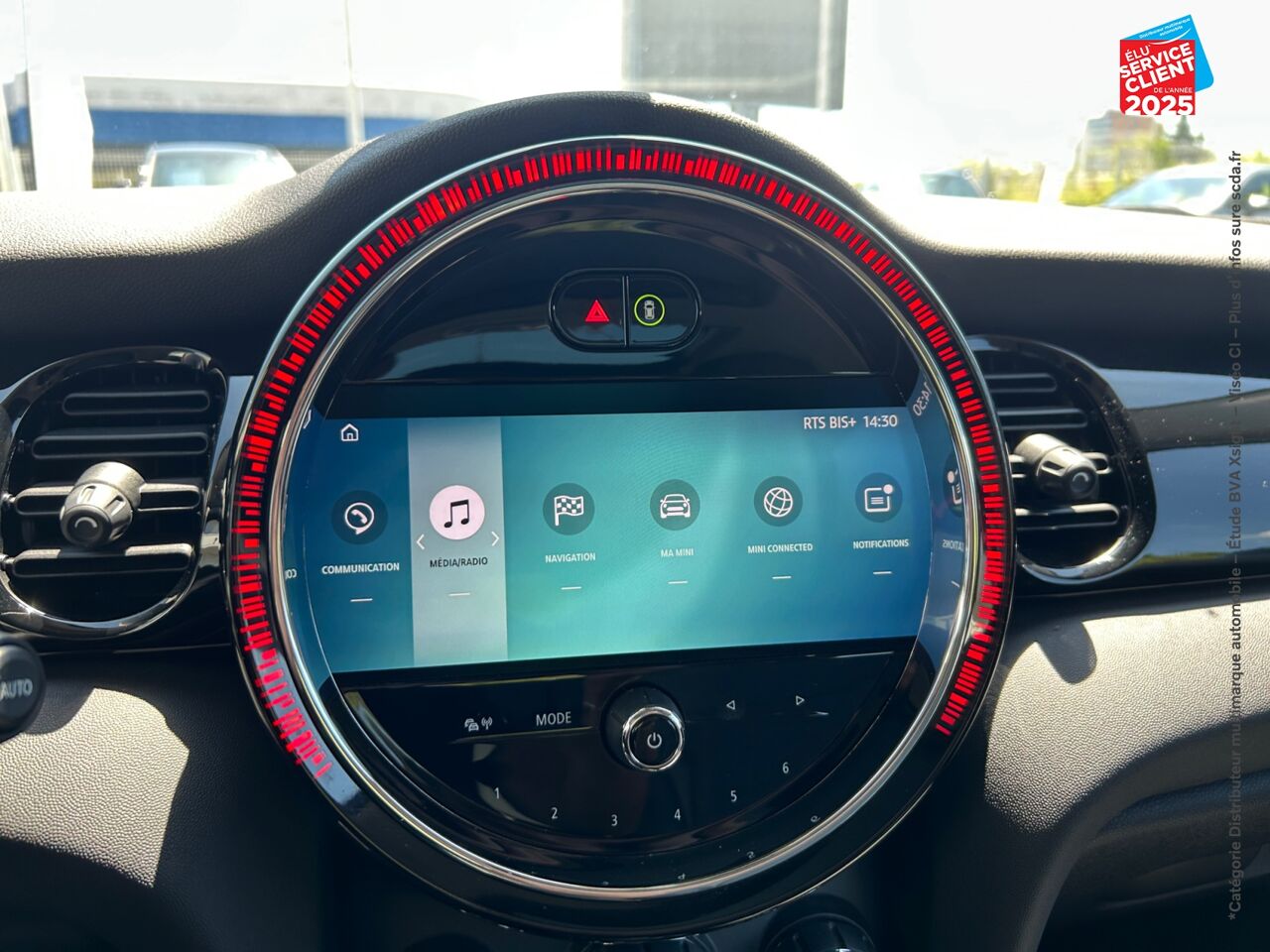Véhicule d'occasion MINI MINI 5 PORTES COOPER 136CH EDITION CAMDEN BVA7 TPANO GPS RADAR AR chez Hyundai Strasbourg