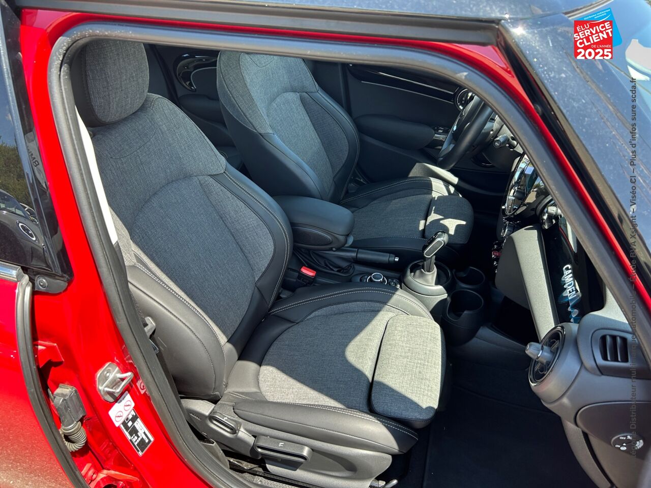 Véhicule d'occasion MINI MINI 5 PORTES COOPER 136CH EDITION CAMDEN BVA7 TPANO GPS RADAR AR chez Hyundai Strasbourg