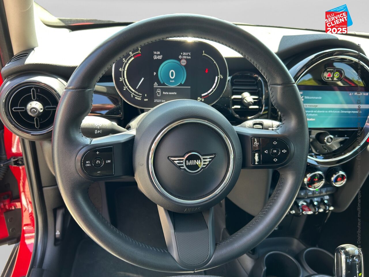 Véhicule d'occasion MINI MINI 5 PORTES COOPER 136CH EDITION CAMDEN BVA7 TPANO GPS RADAR AR chez Hyundai Strasbourg