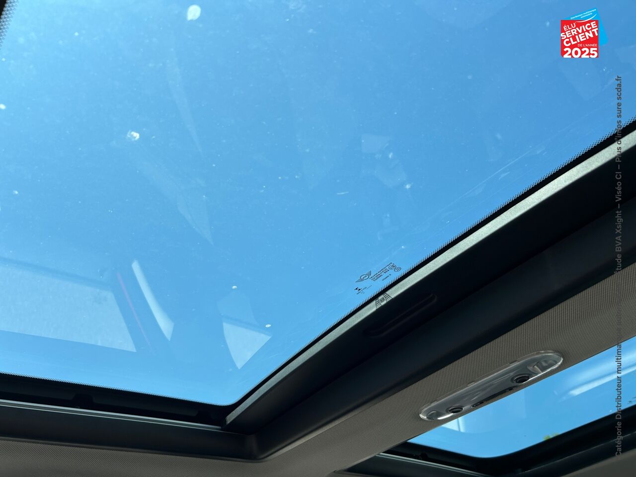 Véhicule d'occasion MINI MINI 5 PORTES COOPER 136CH EDITION CAMDEN BVA7 TPANO GPS RADAR AR chez Hyundai Strasbourg