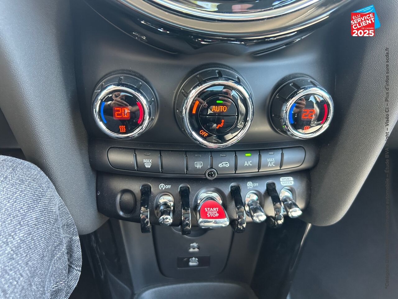 Véhicule d'occasion MINI MINI 5 PORTES COOPER 136CH EDITION CAMDEN BVA7 TPANO GPS RADAR AR chez Hyundai Strasbourg