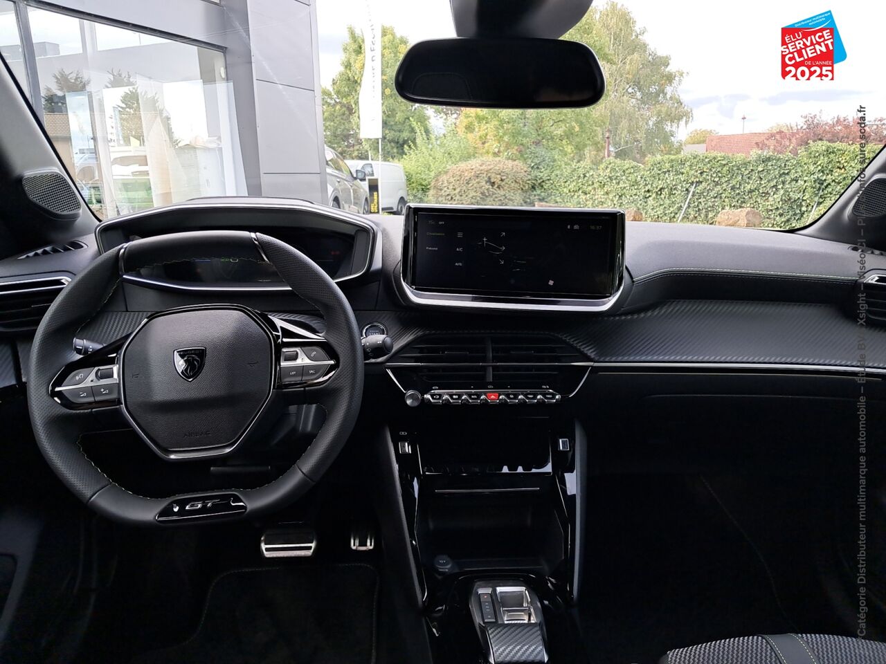 chez Peugeot Reims