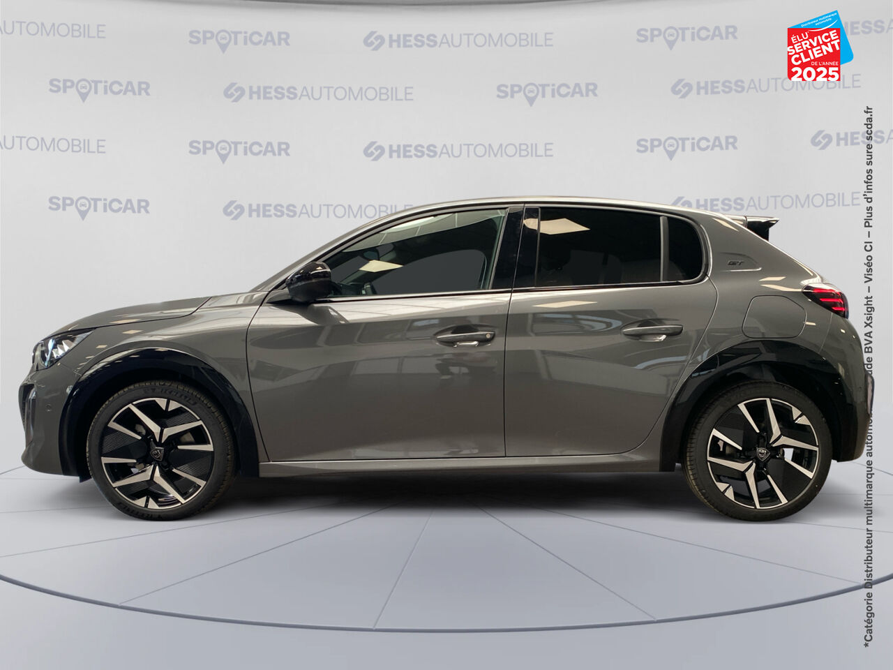 chez Peugeot Reims
