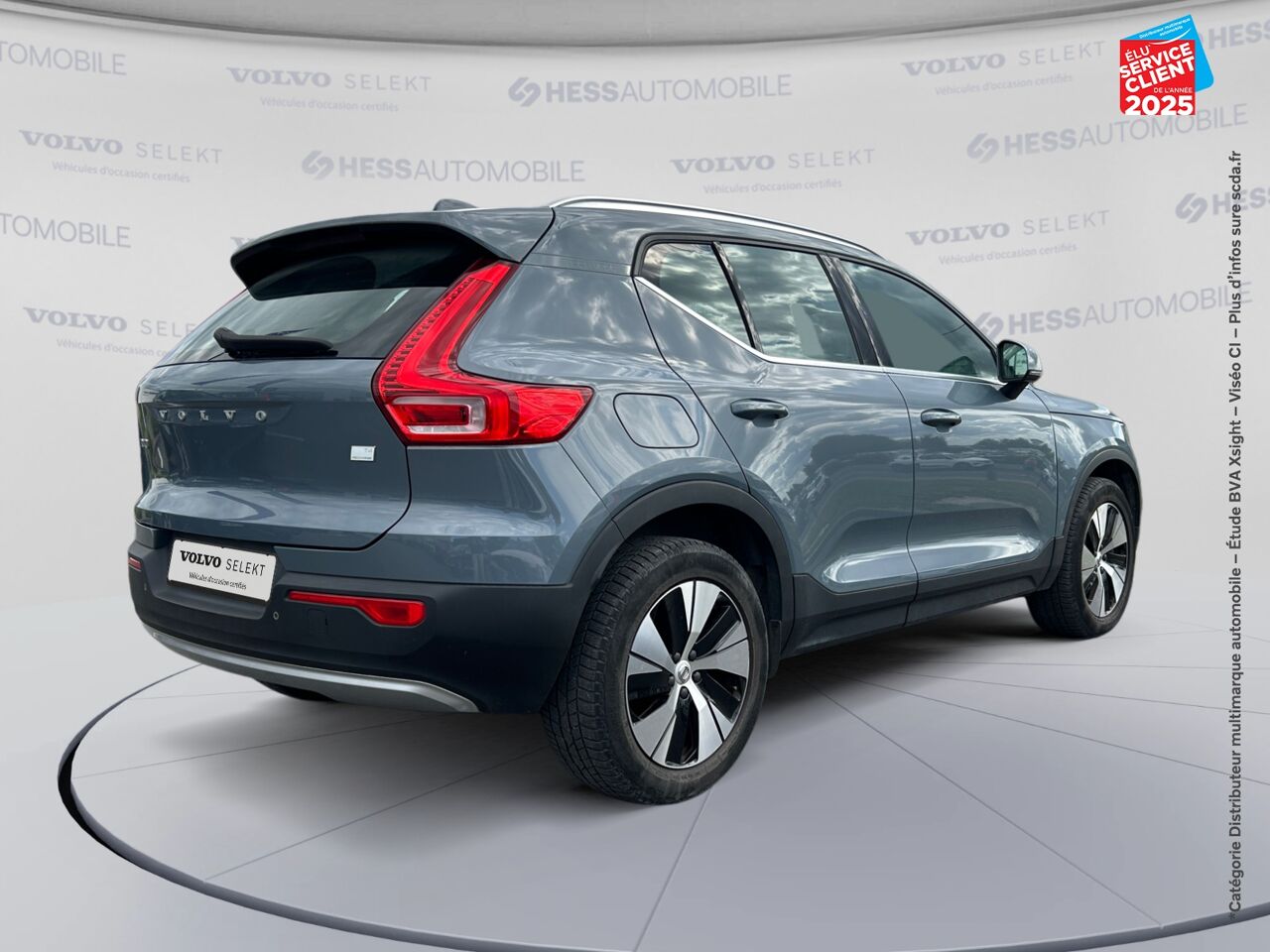 Véhicule d'occasion VOLVO XC40 T4 RECHARGE 129 + 82CH INSCRIPTION BUSINESS DCT 7 GPS CAMERA CARPLAY chez Renault Sélestat