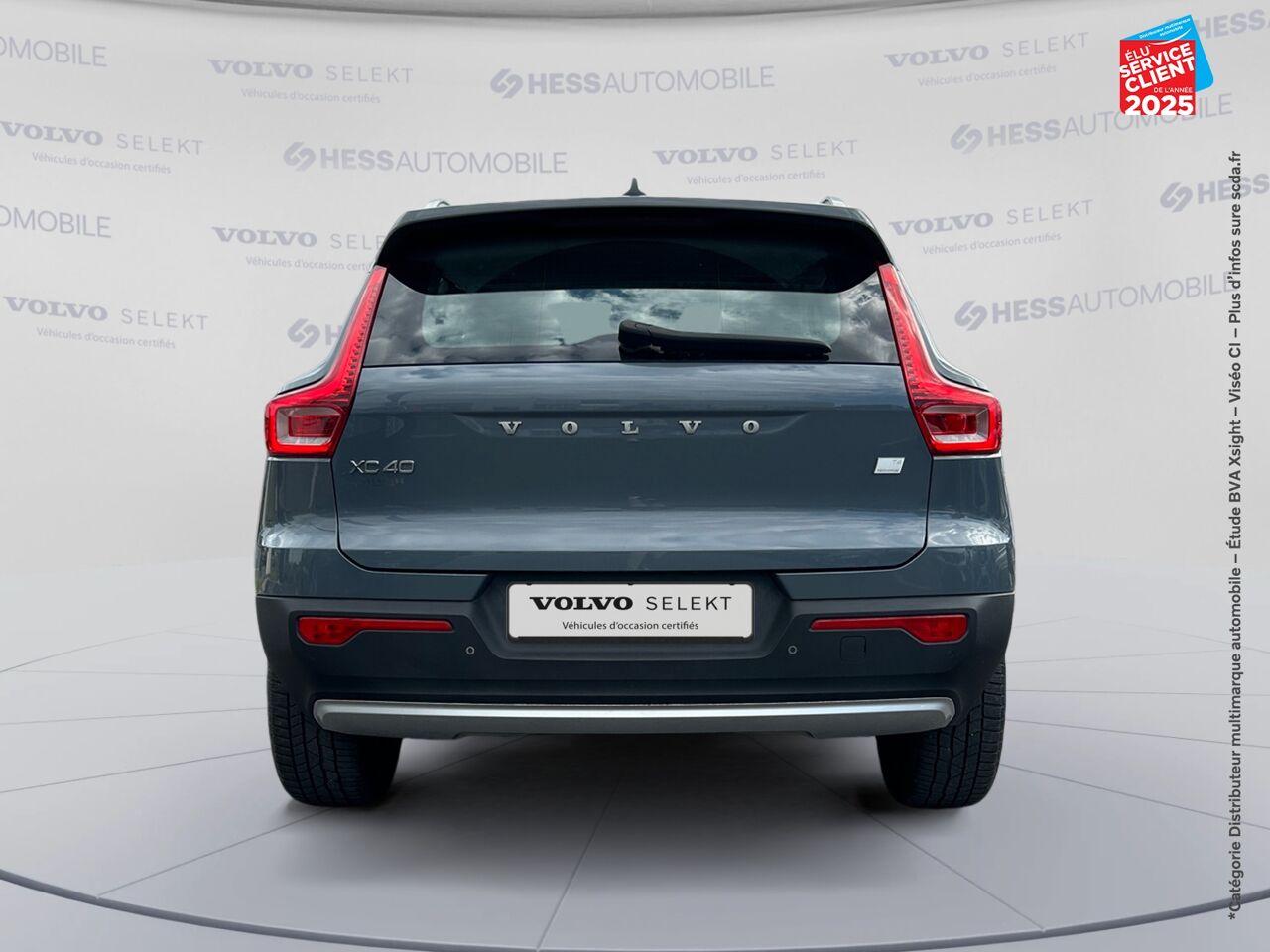 Véhicule d'occasion VOLVO XC40 T4 RECHARGE 129 + 82CH INSCRIPTION BUSINESS DCT 7 GPS CAMERA CARPLAY chez Renault Sélestat