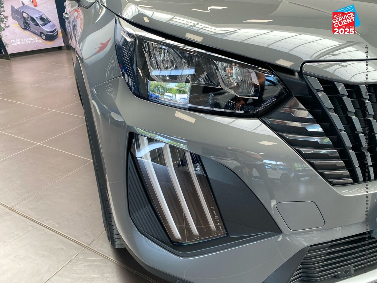 chez Peugeot Reims