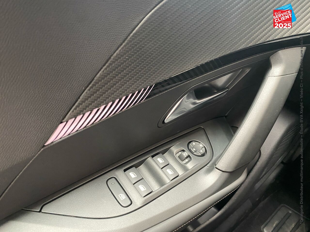 chez Peugeot Reims