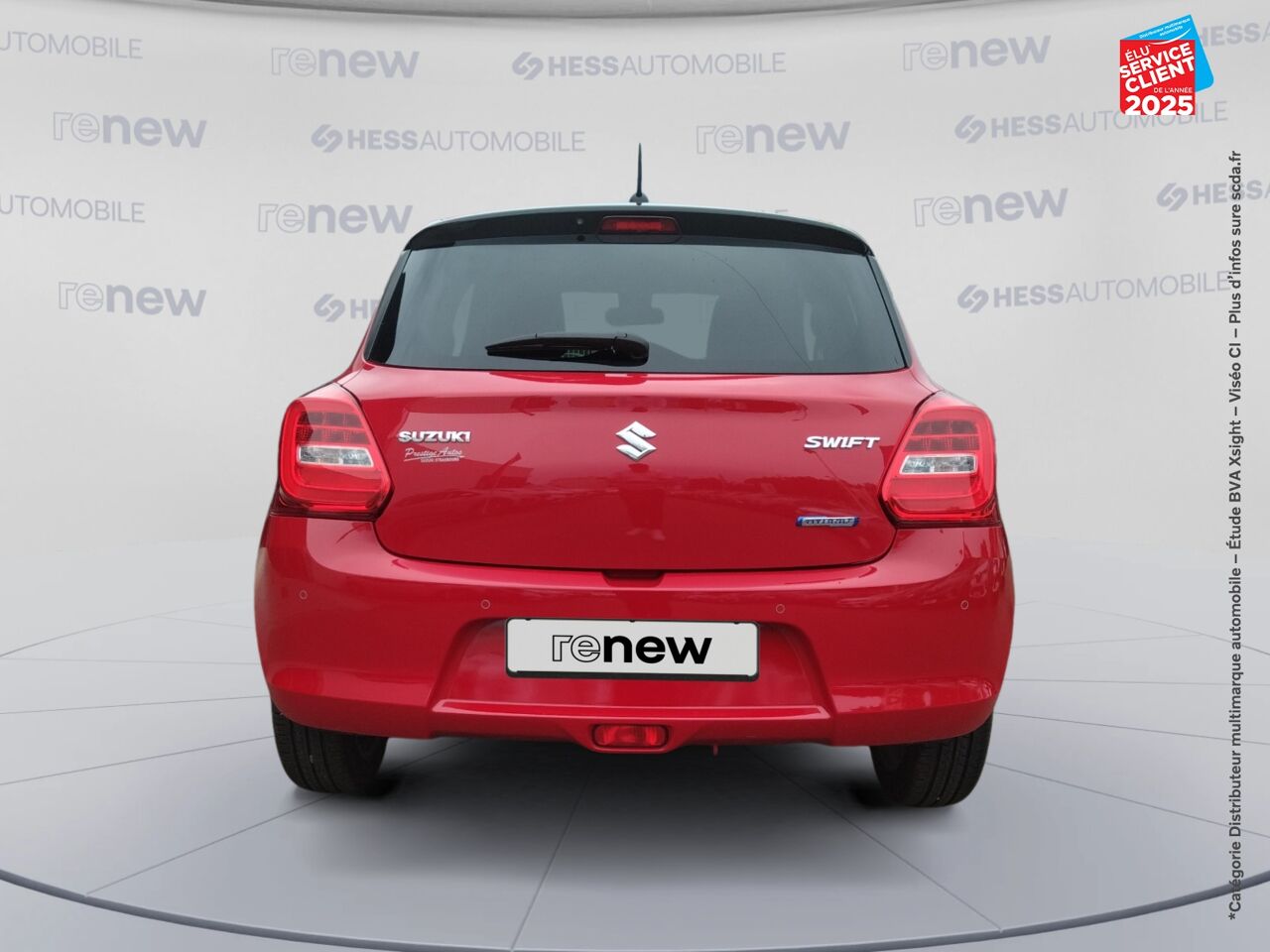 Véhicule d'occasion SUZUKI SWIFT 1.2 DUALJET HYBRID 83CH PACK AUTO chez Opel Metz