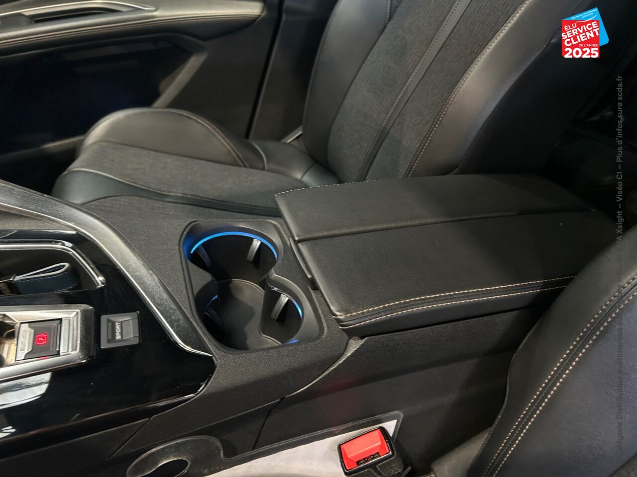 Véhicule d'occasion PEUGEOT 5008 1.5 BLUEHDI 130CH E6.C GT LINE SS EAT8 chez Hyundai Epernay