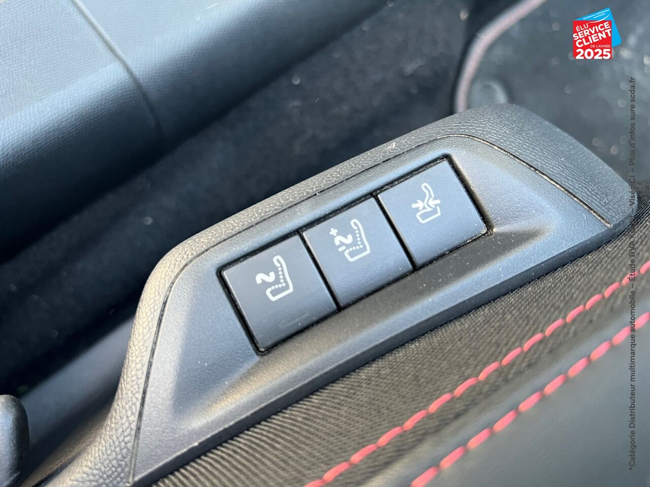 Véhicule d'occasion PEUGEOT 308 1.6 PURETECH 263CH E6.2 EVAP S/S GTI TPANO SIEGES CHAUF GPS CARPLAY chez Renault Montbéliard