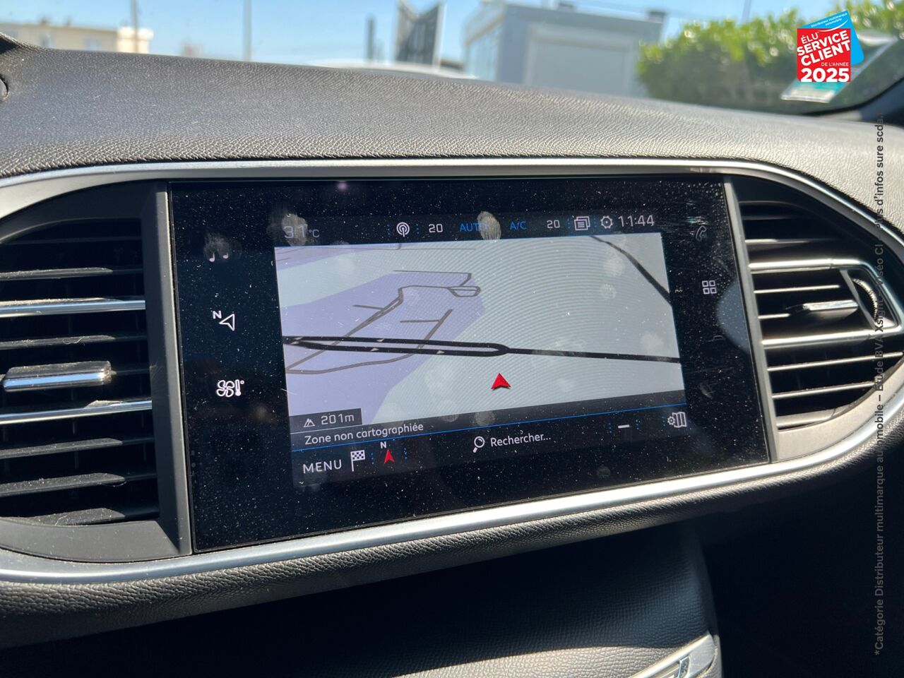 Véhicule d'occasion PEUGEOT 308 1.6 PURETECH 263CH E6.2 EVAP S/S GTI TPANO SIEGES CHAUF GPS CARPLAY chez Renault Montbéliard