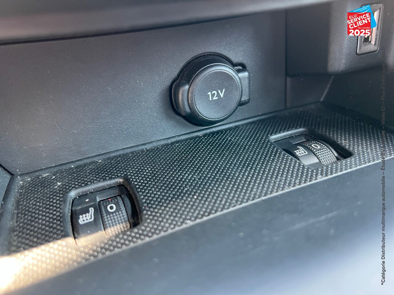 Véhicule d'occasion PEUGEOT 308 1.6 PURETECH 263CH E6.2 EVAP S/S GTI TPANO SIEGES CHAUF GPS CARPLAY chez Renault Montbéliard