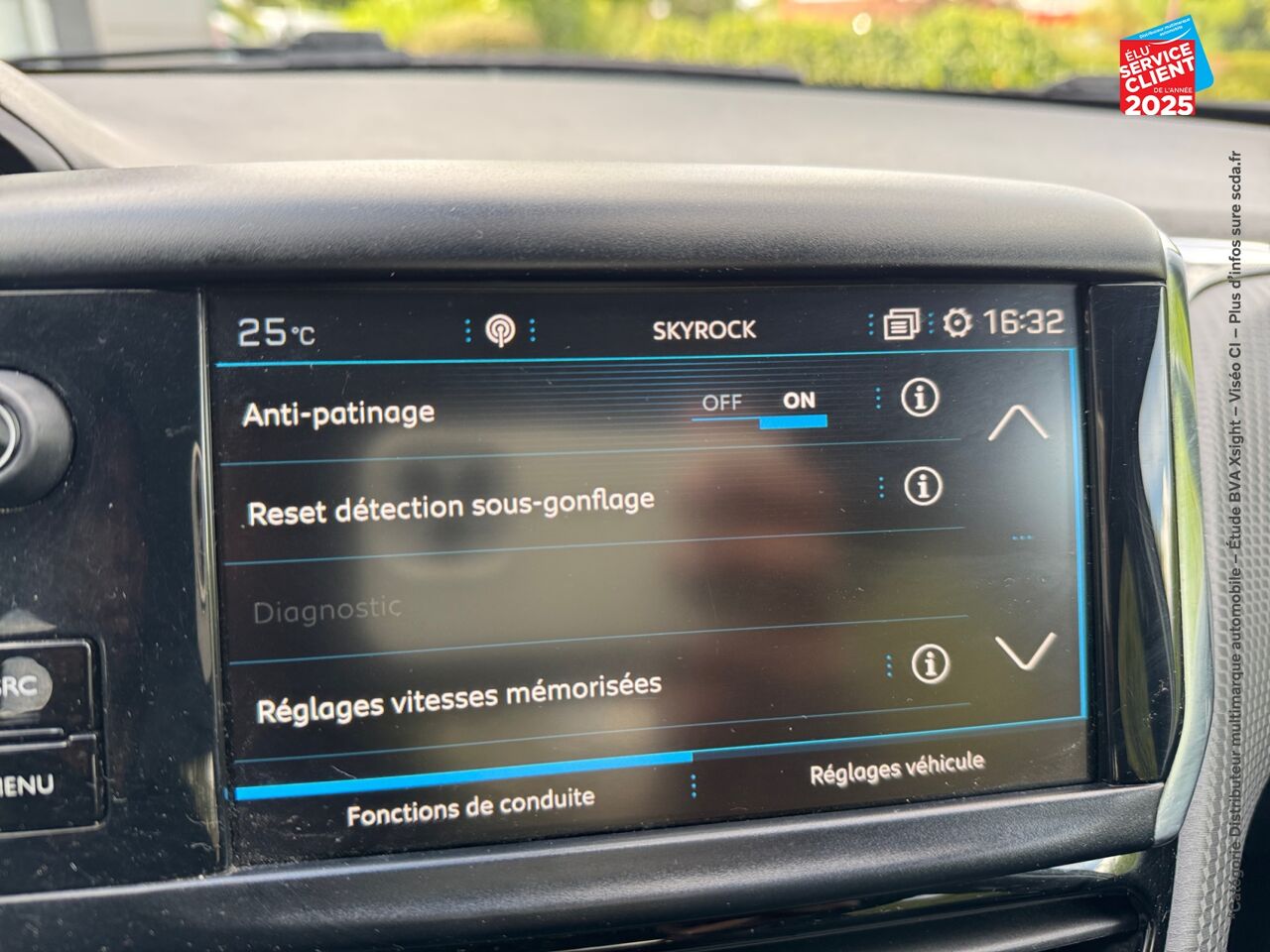 chez Peugeot Charleville