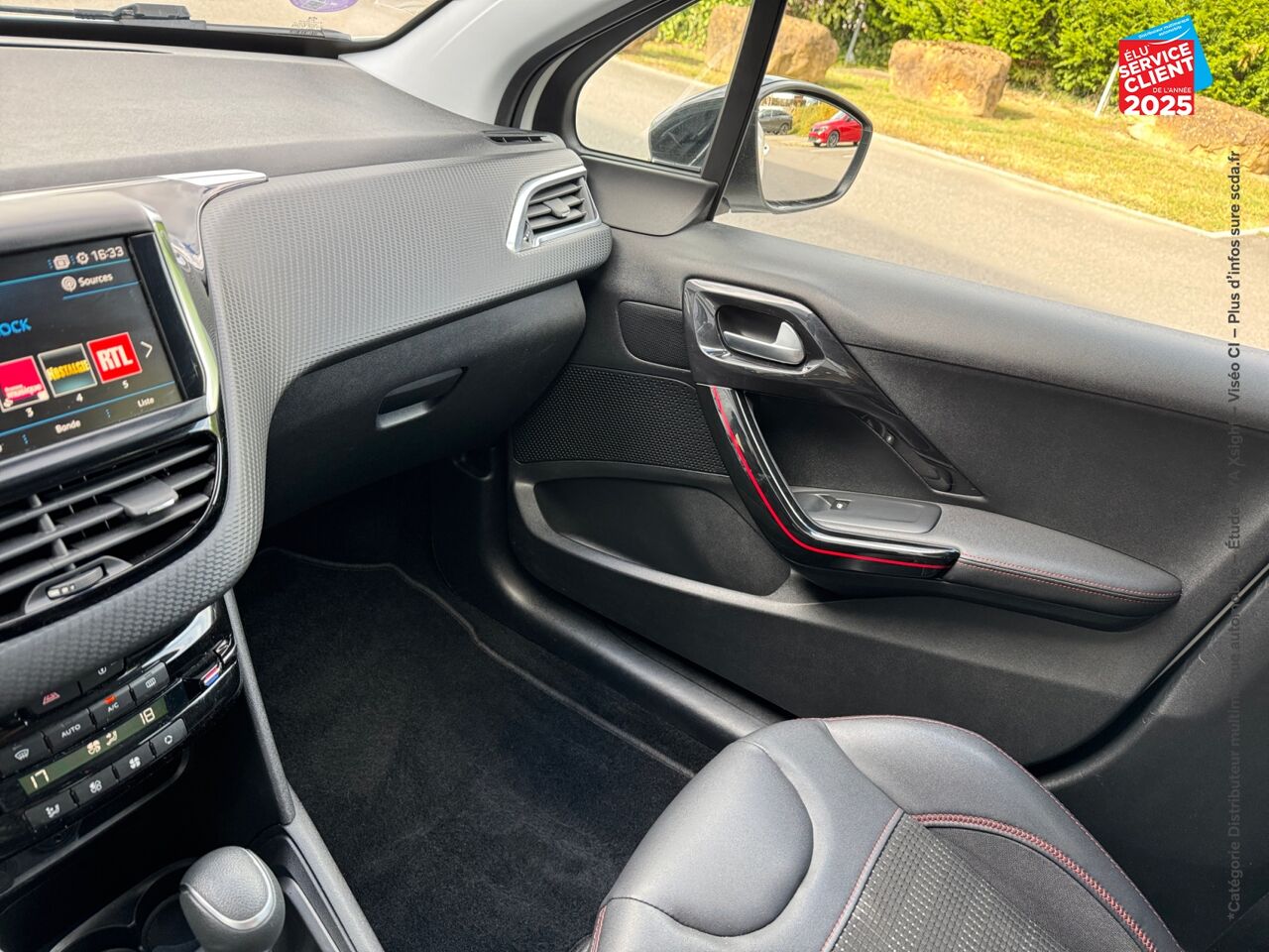 chez Peugeot Charleville