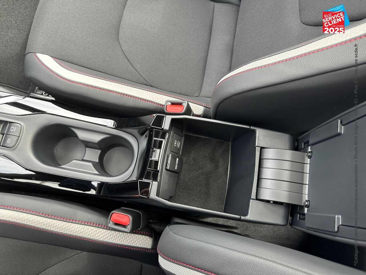 Véhicule d'occasion TOYOTA COROLLA TOURING SPT 2.0 178CH GR SPORT MY25 chez Fiat Mulhouse