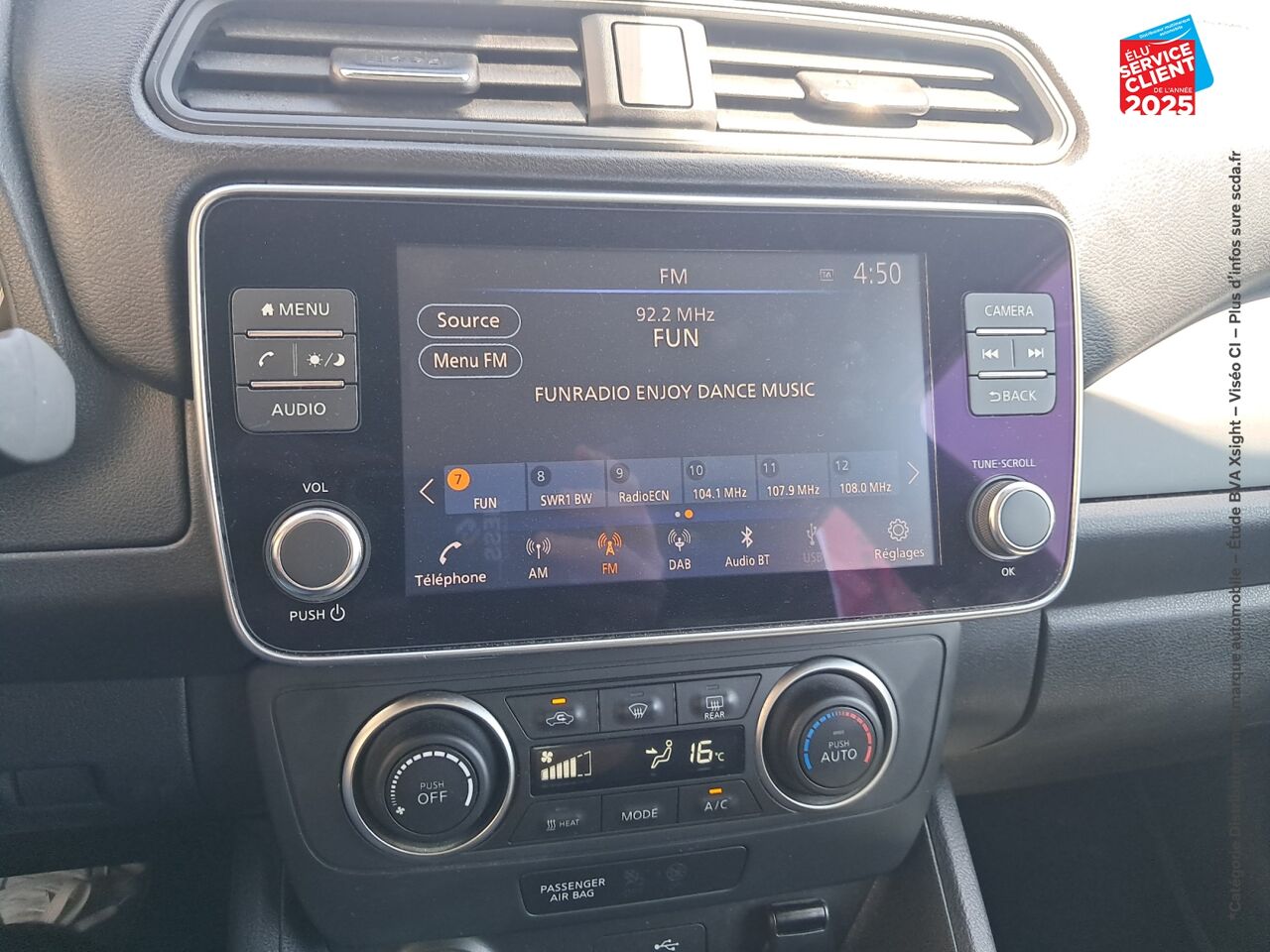 Véhicule d'occasion NISSAN LEAF 150CH 40KWH ACENTA 21.5 chez Peugeot Hirson
