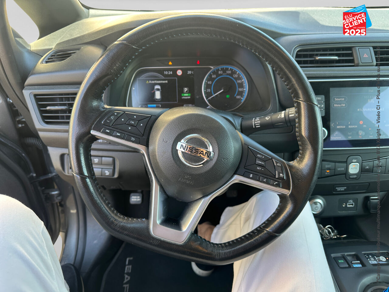 Véhicule d'occasion NISSAN LEAF 150CH 40KWH 10EME ANNIVERSAIRE 21 chez Fiat Strasbourg