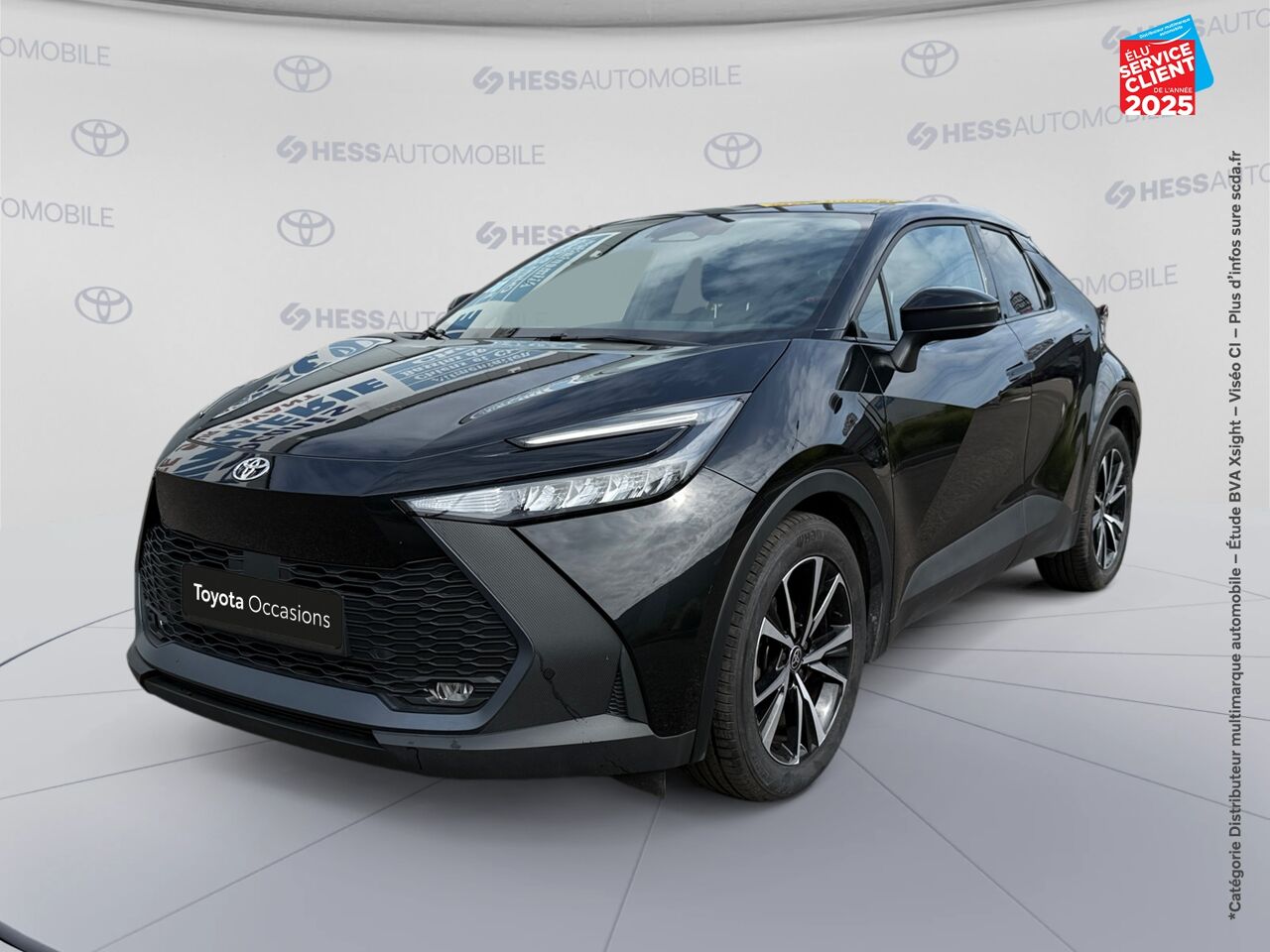Véhicule d'occasion TOYOTA C-HR 1.8 140CH DESIGN NG23 SIEGES CHAUF CAMERA chez Toyota Thionville
