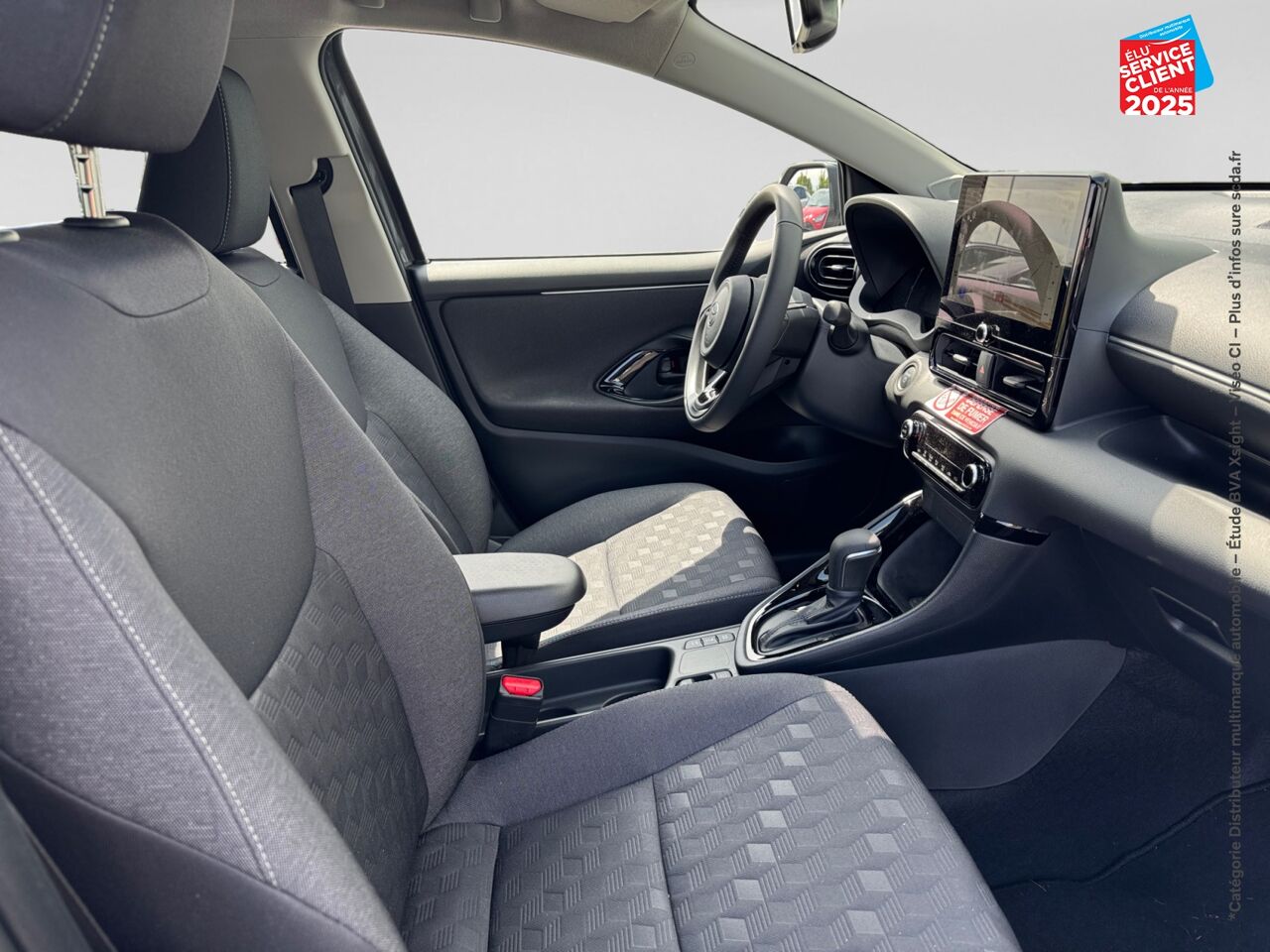 Véhicule d'occasion TOYOTA YARIS 116H DESIGN 5P MY25 chez Hyundai Colmar