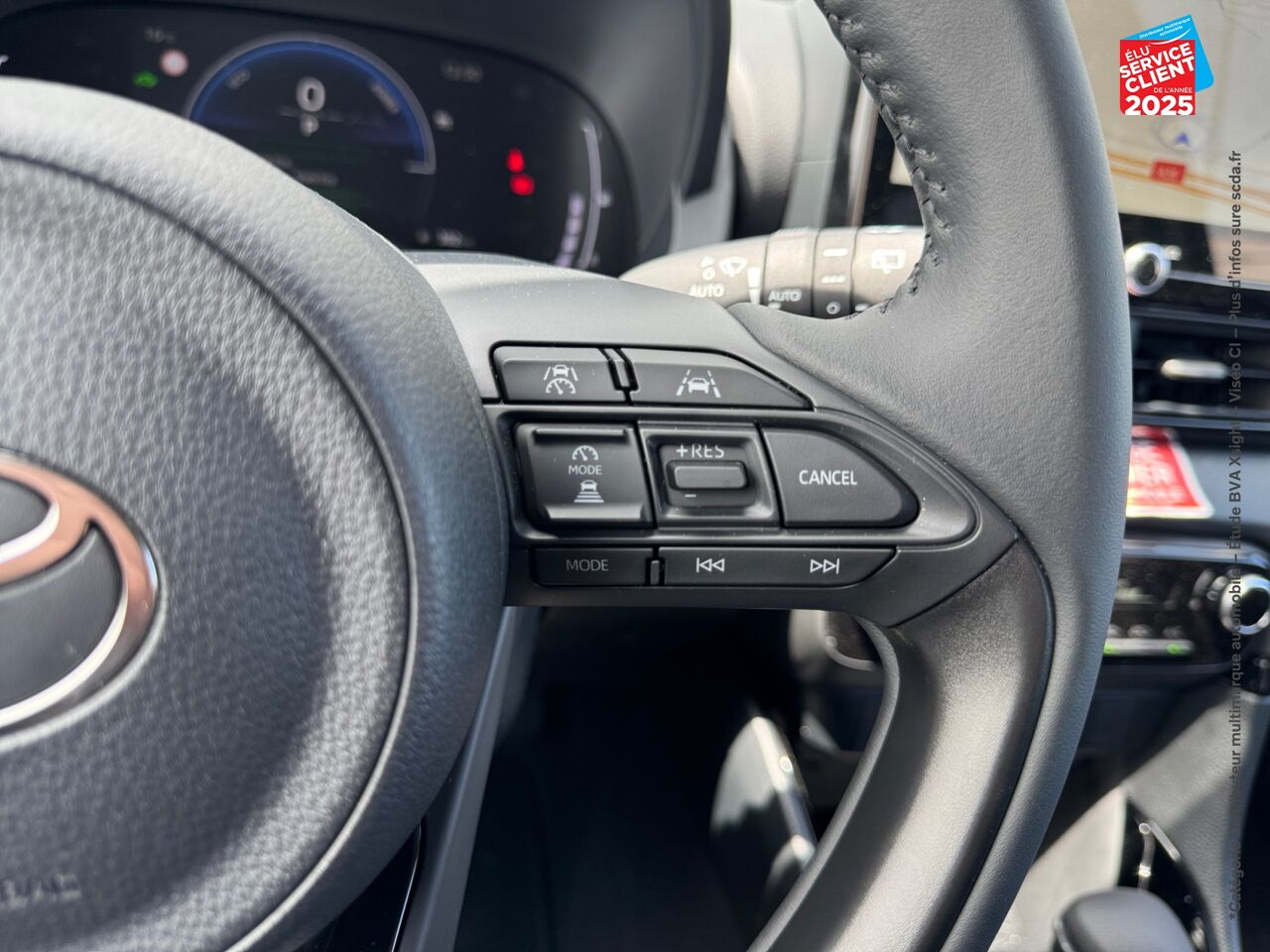 Véhicule d'occasion TOYOTA YARIS 116H DESIGN 5P MY25 chez Hyundai Colmar