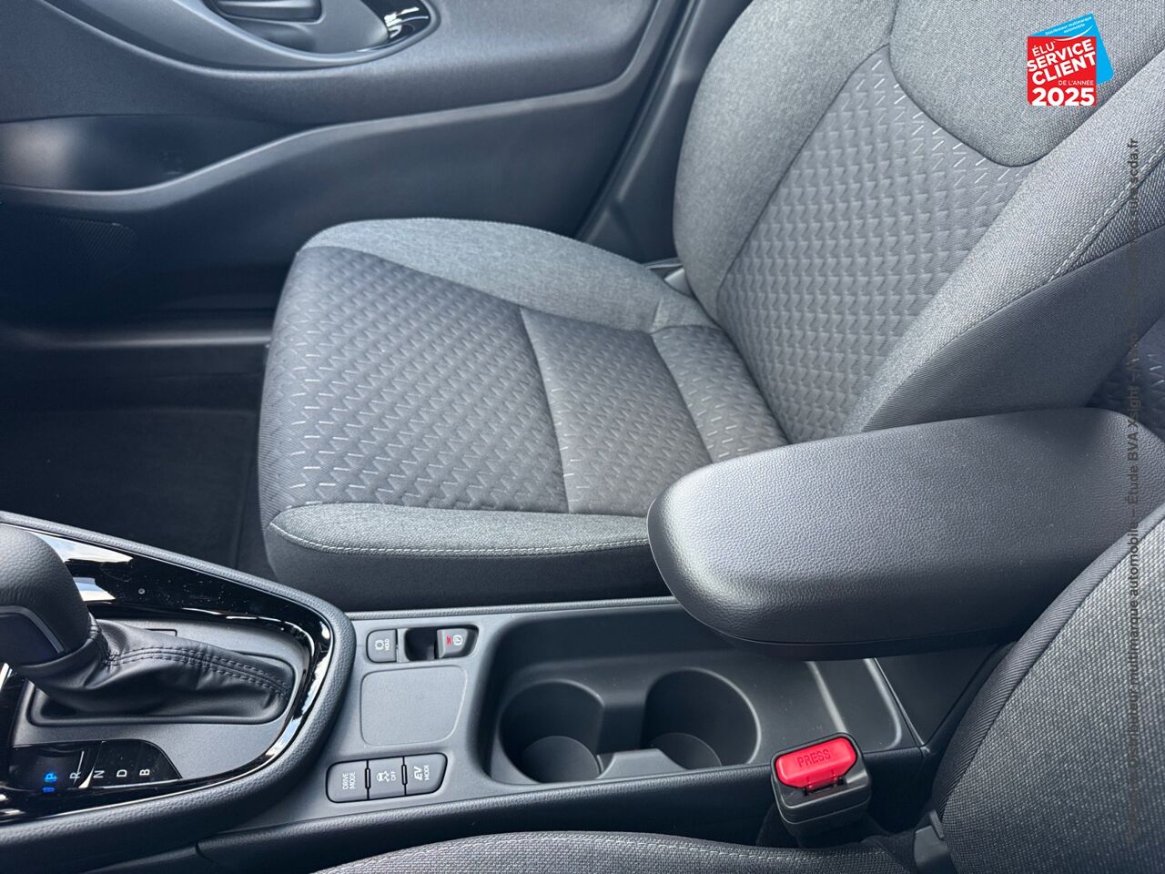 Véhicule d'occasion TOYOTA YARIS CROSS 116H DESIGN MY25 chez Toyota Saint Dizier