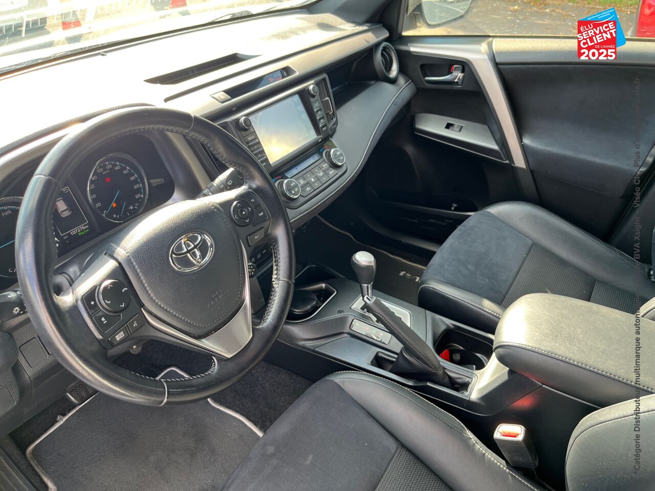 Véhicule d'occasion TOYOTA RAV4 197 HYBRIDE DESIGN TSS AWD CVT GPS chez Primocar