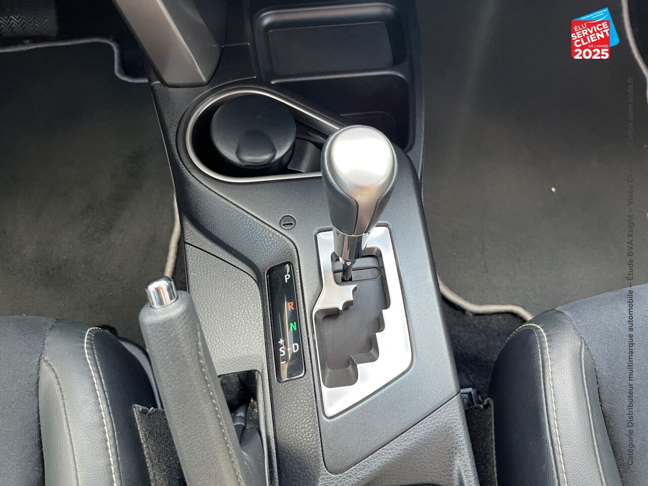Véhicule d'occasion TOYOTA RAV4 197 HYBRIDE DESIGN TSS AWD CVT GPS chez Primocar