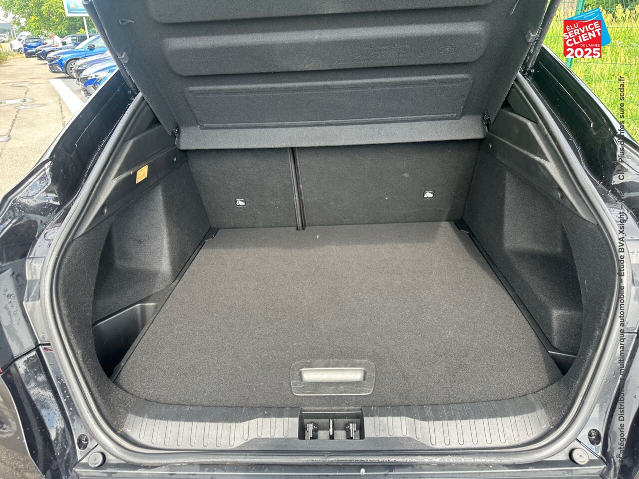 Véhicule d'occasion RENAULT ARKANA 1.3 TCE MILD HYBRID 140CH RS LINE EDC -22 chez Renault Sélestat