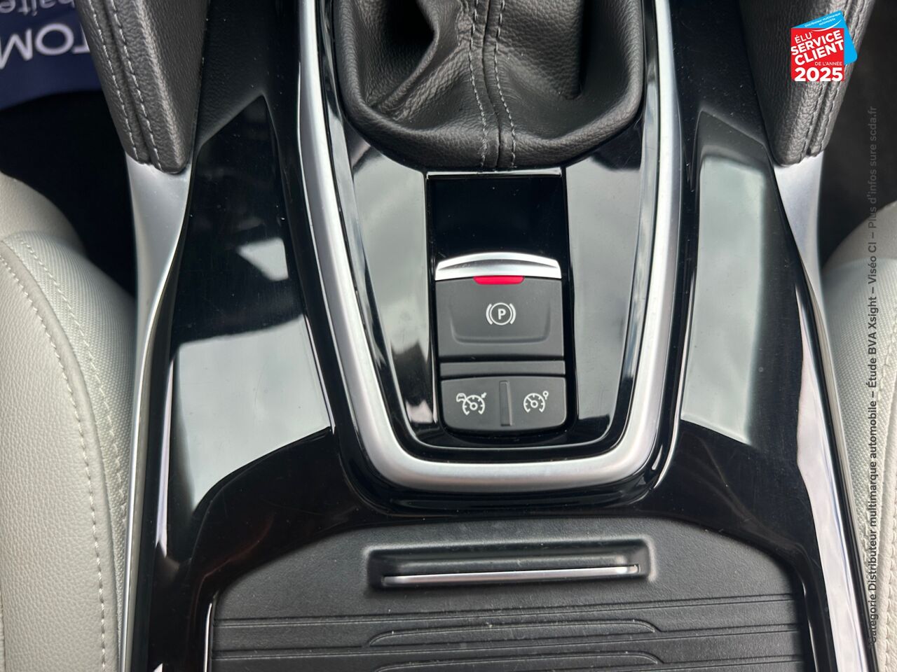 Véhicule d'occasion RENAULT KOLEOS 1.3 TCE 160CH INTENS EDC SIEGES CHAUF/CUIR GPS CAMERA chez Peugeot Reims