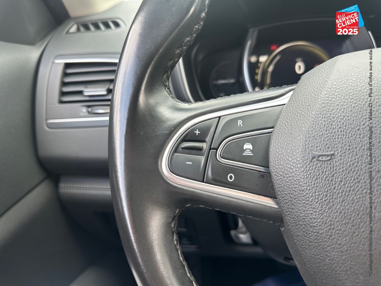 Véhicule d'occasion RENAULT KOLEOS 1.3 TCE 160CH INTENS EDC SIEGES CHAUF/CUIR GPS CAMERA chez Peugeot Reims