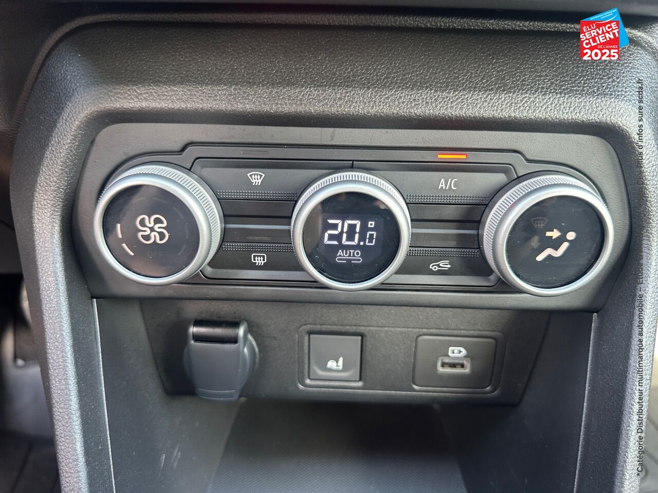 Véhicule d'occasion DACIA SANDERO 1.0 ECO-G 100CH STEPWAY EXTREME + -24 chez Renault Colmar