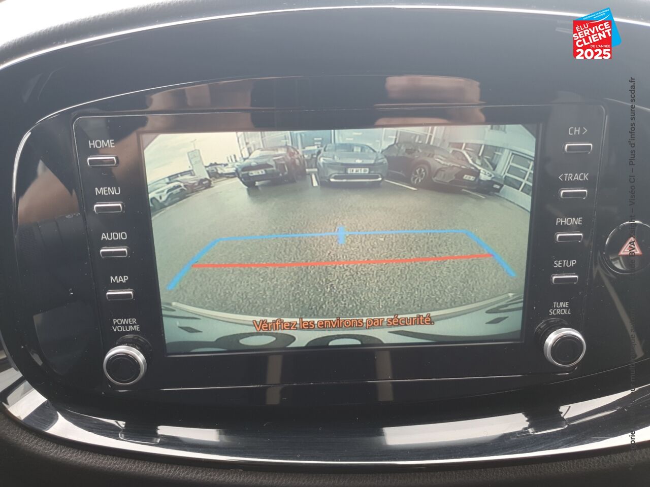 Véhicule d'occasion TOYOTA AYGO X 1.0 VVT-I 72CH DESIGN MY23 CAMERA chez Peugeot Hirson