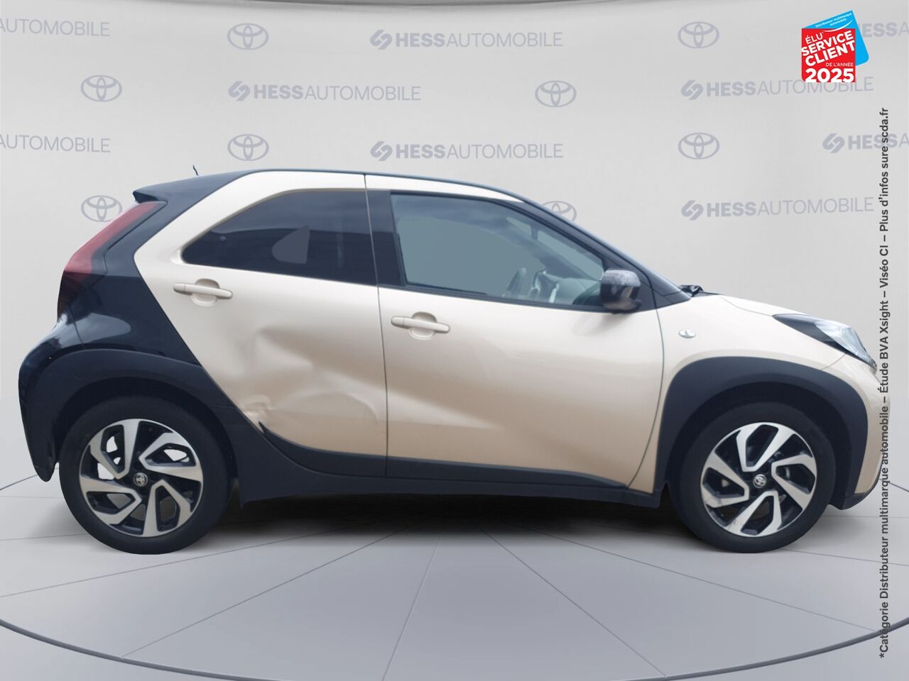 Véhicule d'occasion TOYOTA AYGO X 1.0 VVT-I 72CH DESIGN MY23 CAMERA chez Peugeot Hirson